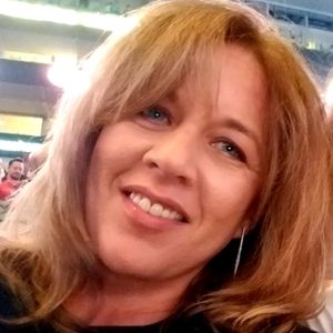 Meet your Posher, Candi